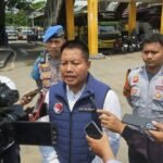 Polda Jatim Gelar Tes Urine Pengemudi Bus di Terminal Purabaya Giat Jelang Nataru