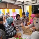Ramadhan Berkah Polres Kediri Gelar Bazar Murah Masyarakat Sumringah