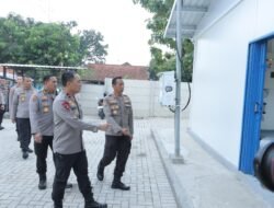Wakapolda Jatim Tinjau Kesiapan SPPG dan Lokasi Rencana Pembangunan Gudang Ketahanan Pangan di Mojokerto