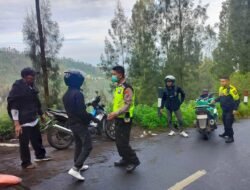 Polres Pasuruan Siagakan 60 Personel Amankan Upacara Yadnya Kasada di Bromo