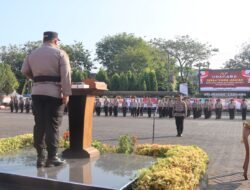 Polres Pasuruan Lantik Dua Kapolsek dan Naikkan Pangkat 60 Personel