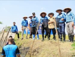 Lapas Lamongan Dukung Ketahanan Pangan melalui Panen Raya Padi dan Ikan