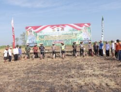 Dukung Ketahanan Pangan Nasional, Polres Lamongan Tanam Jagung di Lahan Baku Desa Kedali