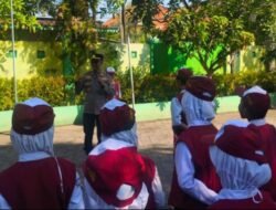 Kapolsek Rembang Beri Penyuluhan Hukum untuk Cetak “Generasi Emas” di SDN Pekoren I