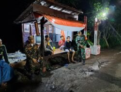 Polsek Wonorejo Gandeng TNI dan Banser, Sambangi Pos Kamling untuk Cipta Kamtibmas