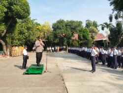 Satbinmas Polres Pasuruan Gelar “Go To School Cooling System” untuk Cegah Kenakalan Remaja