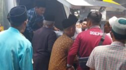 Ambulans Gratis Polres Gresik Antar Jenazah Pahlawan Devisa Asal Desa Lowayu ke Rumah Duka