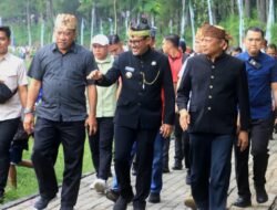 Kapolda Jatim Hadiri Grand Opening Festival Seven Lakes 2025 di Ranu Segaran Tiris