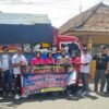 “Lampu Penghibur dari LPKSM Sakera : Dua Truk Harapan Menerobos Debu Vulkanik Semeru”