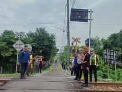 Satlantas Polres Pasuruan Gencet ‘Lubang Maut’: Tutup Permanen Perlintasan Tanpa Palang