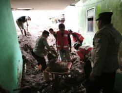 Tragedi Tlogosari: Polsek Nongkojajar Keluarkan Korban Tewas dari Timbunan Tanah, Evakuasi Berjalan Dramatis di Bawah Ancaman Longsor