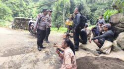 Polsek Puspo Pererat Hubungan dengan Warga Lewat “Kopi Keliling”