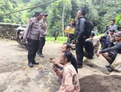 Polsek Puspo Pererat Hubungan dengan Warga Lewat “Kopi Keliling”