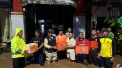 Tanggap Bencana Polres Pasuruan Dan BPBD Tangani Banjir di Winongan