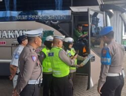 Cegah Kecelakaan saat Libur Lebaran, BNNK Pasuruan dan Polda Jatim Gelar Tes Urin dan Inspeksi Bus