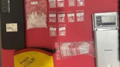 Satresnarkoba Polres Pasuruan Ringkus Pengedar Sabu, Sita 10 Poket dan Timbangan Elektrik