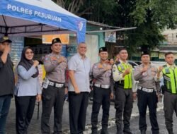 Ngabuburit Bermanfaat di Terminal Pandaan, Satlantas Polres Pasuruan Hadirkan SIM Keliling dan Berbagi Takjil