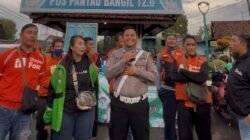 Sinergi di Bulan Suci: Satlantas Polres Pasuruan dan Komunitas Ojol Bangil Bagikan Takjil di Simpang Pegadaian