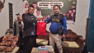 ‎Menjelang Idul Fitri, Bendahara Pagar Nusa Jatim Tebar Kebahagiaan untuk Wartawan dan Warga