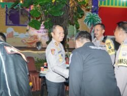 Tingkatkan Kewaspadaan, Kapolres Pasuruan Pantau Langsung Pos Terpadu Simpang 4 Taman Dayu