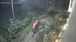 ‎VIRAL! Aksi Brutal Komplotan Curanmor di Gang Padat CCTV, Polisi Sudah Kantongi Rekaman