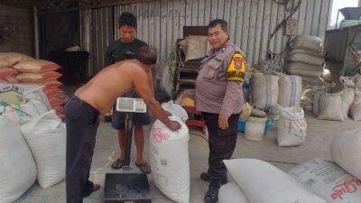Polsek Kejayan Kawal Pengiriman Hasil Panen Jagung ke Bulog untuk Dukung Ketahanan Pangan Nasional
