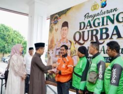 Polres Pasuruan Salurkan 16 Sapi dan 57 Kambing Kurban untuk Masyarakat di Hari Idul Adha