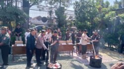 ‎Pemusnahan Barang Bukti di Kejari Bangil: 1,3 Kilo Gram Sabu hingga Ribuan Pil Logo Y Dimusnahkan