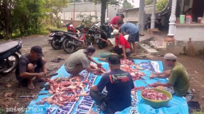 ‎Kanit Binmas Polsek Purwosari Berqurban Satu Sapi, Ketum P3MB: “Ini Teladan Toleransi dan Kepedulian Sosial” ‎