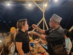 Hening di Café Ay, Perayaan Sederhana yang Sarat Makna di Usia 45 Istri Abah Sutarji 