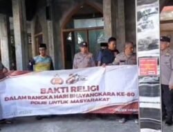 Polsek Prigen Gelar Bakti Religi Bersihkan Masjid, Rayakan HUT Bhayangkara ke-80 dengan Pengabdian untuk Umat