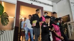 “Kejari Pasuruan Tahan Kepala Desa dan Dua Oknum POKMAS Tersangka Pungli PTSL”