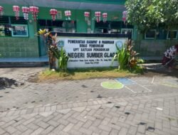 ‎Orang Tua Murid Kecewa, ATM PIP SDN Sumberglagah Justru Dipegang Kepala Sekolah