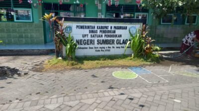 ‎Orang Tua Murid Kecewa, ATM PIP SDN Sumberglagah Justru Dipegang Kepala Sekolah