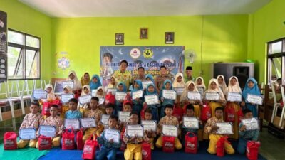 PT Tirta Fresindo Jaya Pasuruan Plant 1 Apresiasi Siswa Berprestasi di SDN Gambir Kuning