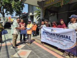 Kepedulian di Tengah Ikhtiar Memohon Hujan, Lapas Pasuruan Berbagi Sembako untuk Warga Sekitar