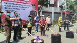 Kejari Kabupaten Pasuruan Musnahkan Ribuan Gram Sabu dan Puluhan Ribu Pil Koplo